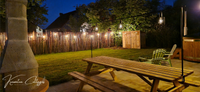 Ruime tuin met BBQ,Picknickbank,Hottub en prachtige sfeerverlichting